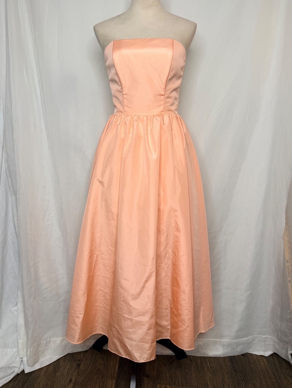 Vintage 1980s Pantagis Peach Strapless Dress with Petticoat